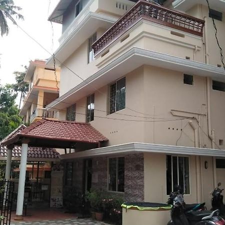 Coral Cove Beach Resort Varkala Extérieur photo
