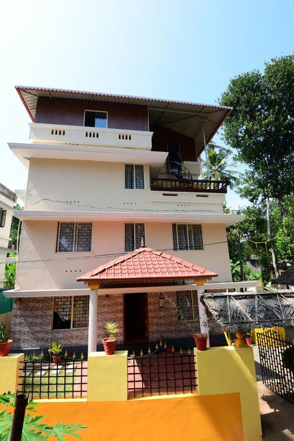 Coral Cove Beach Resort Varkala Extérieur photo